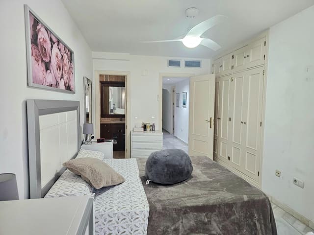 3 slaapkamer Flat te koop in Arroyo de la Miel, Benalmádena met garage - € 349.528 (Ref: 9419677)