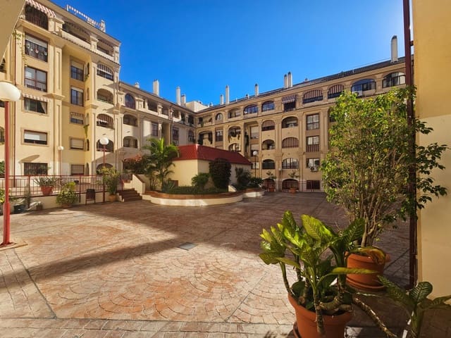 3 slaapkamer Flat te koop in Arroyo de la Miel, Benalmádena met garage - € 349.528 (Ref: 9419677)