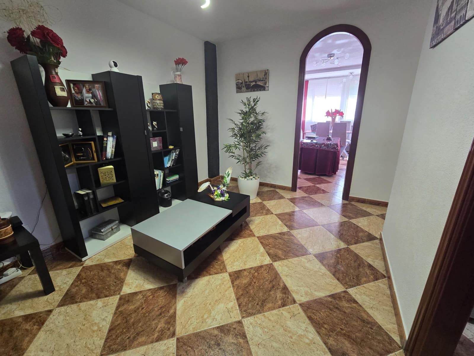 4 bedroom Flat for sale in Coin - € 195,214 (Ref: 9558675)