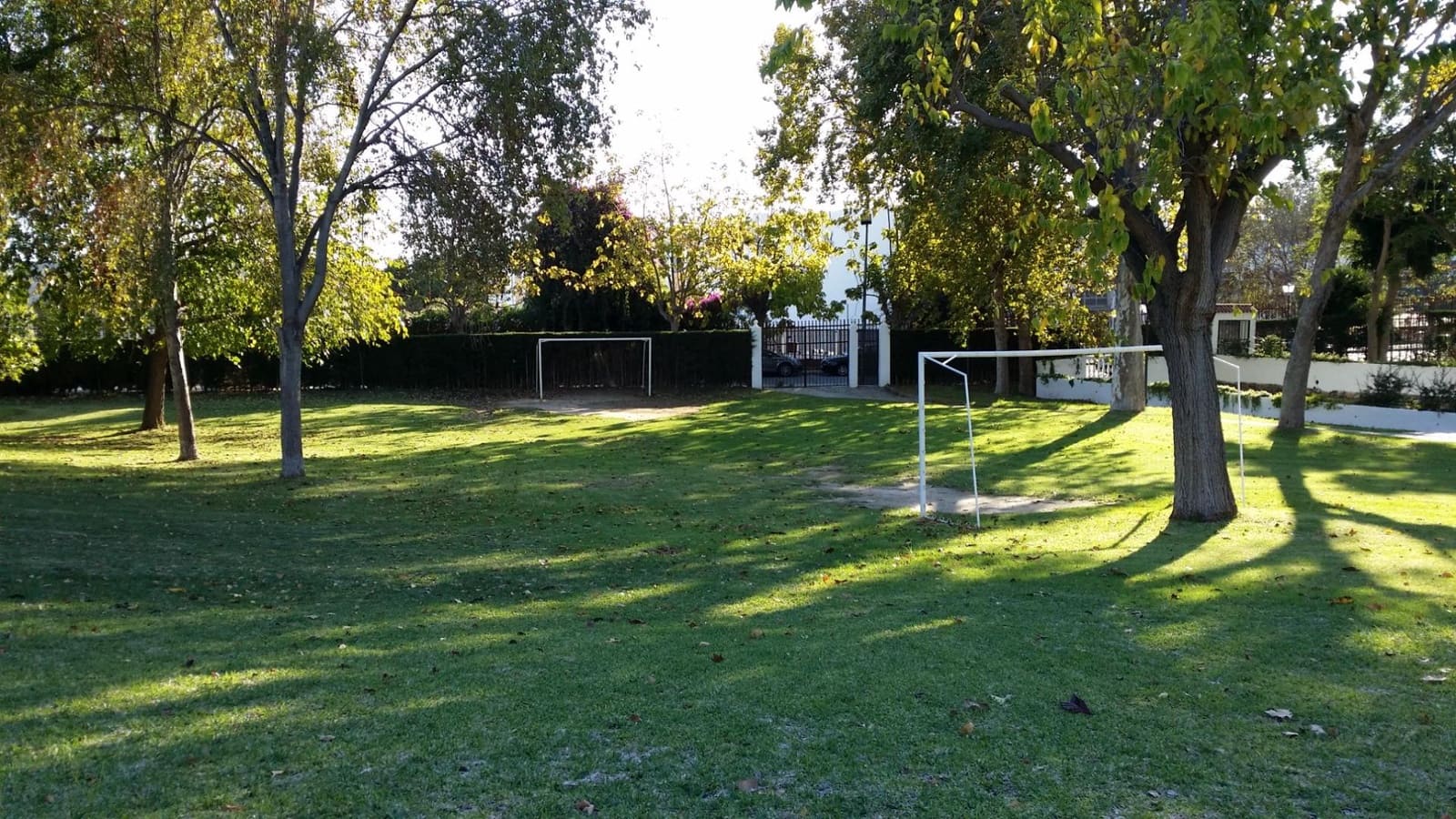 4 chambre Villa/Maison Semi-Mitoyenne à vendre à Marbella avec piscine - 921 643 € (Ref: 9571133)