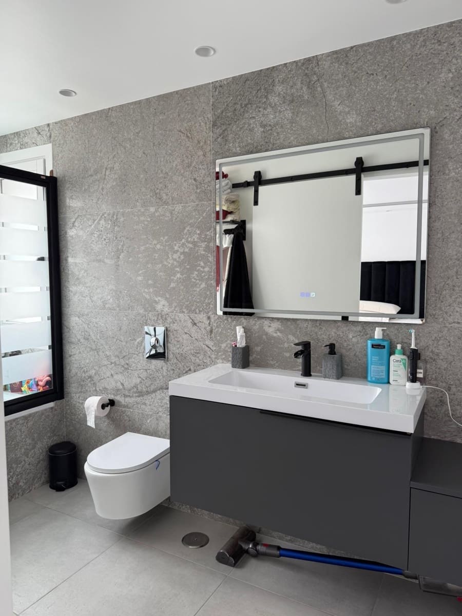 4 bedroom Terraced Villa for sale in Marbella - € 699,930 (Ref: 9625518)