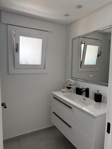 4 bedroom Terraced Villa for sale in Marbella - € 699,930 (Ref: 9625518)