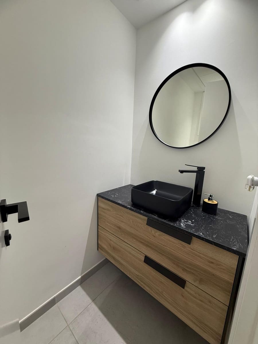 4 bedroom Terraced Villa for sale in Marbella - € 699,930 (Ref: 9625518)