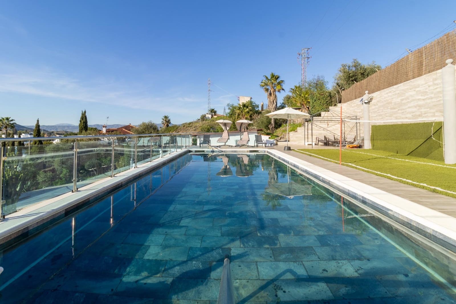 5 camera da letto Villa in vendita in Alhaurin de la Torre con piscina garage - 995.459 € (Rif: 9637528)