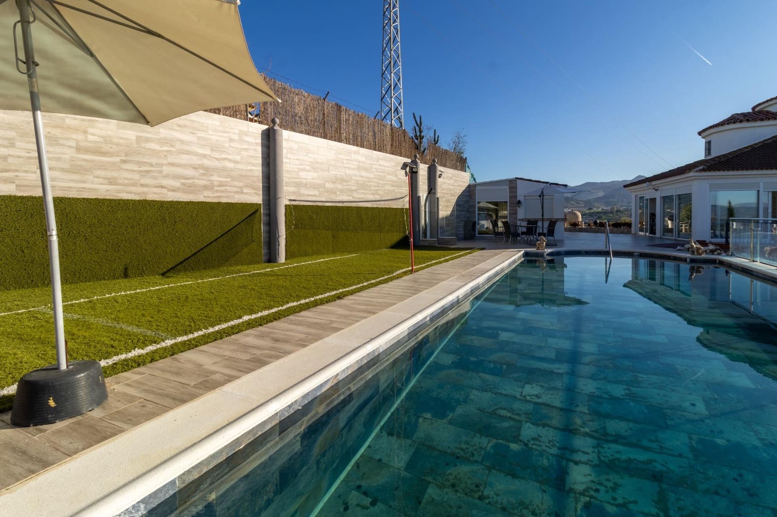 5 camera da letto Villa in vendita in Alhaurin de la Torre con piscina garage - 995.459 € (Rif: 9637528)