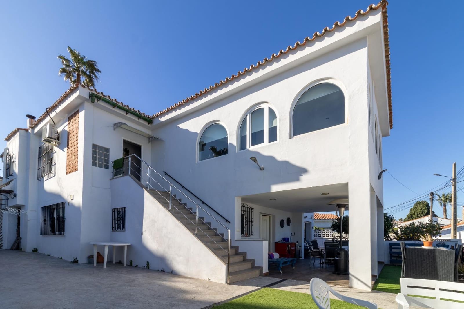 3 bedroom Villa for sale in Torremolinos with pool garage - € 830,459 (Ref: 9639483)