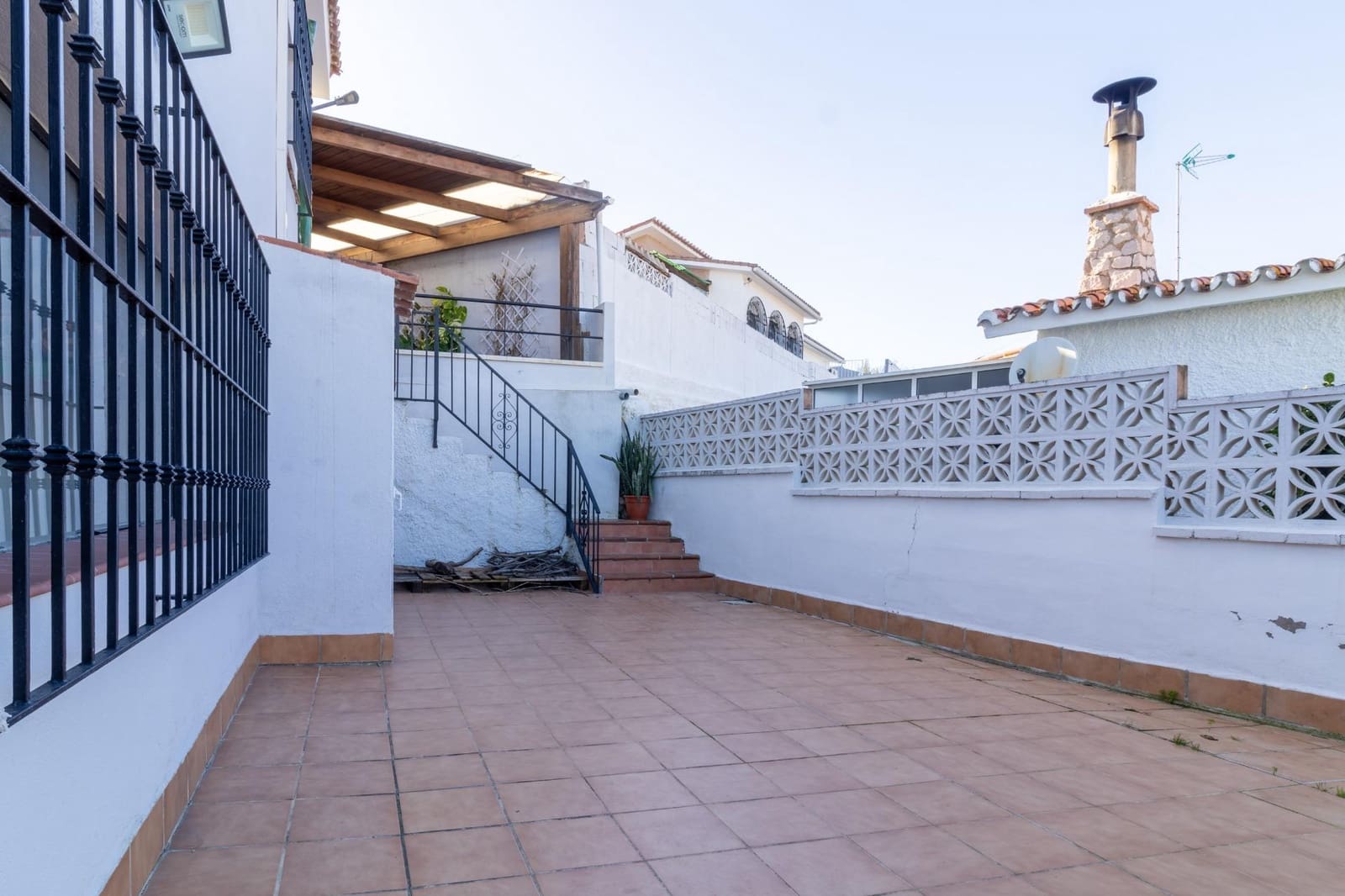 3 bedroom Villa for sale in Torremolinos with pool garage - € 830,459 (Ref: 9639483)