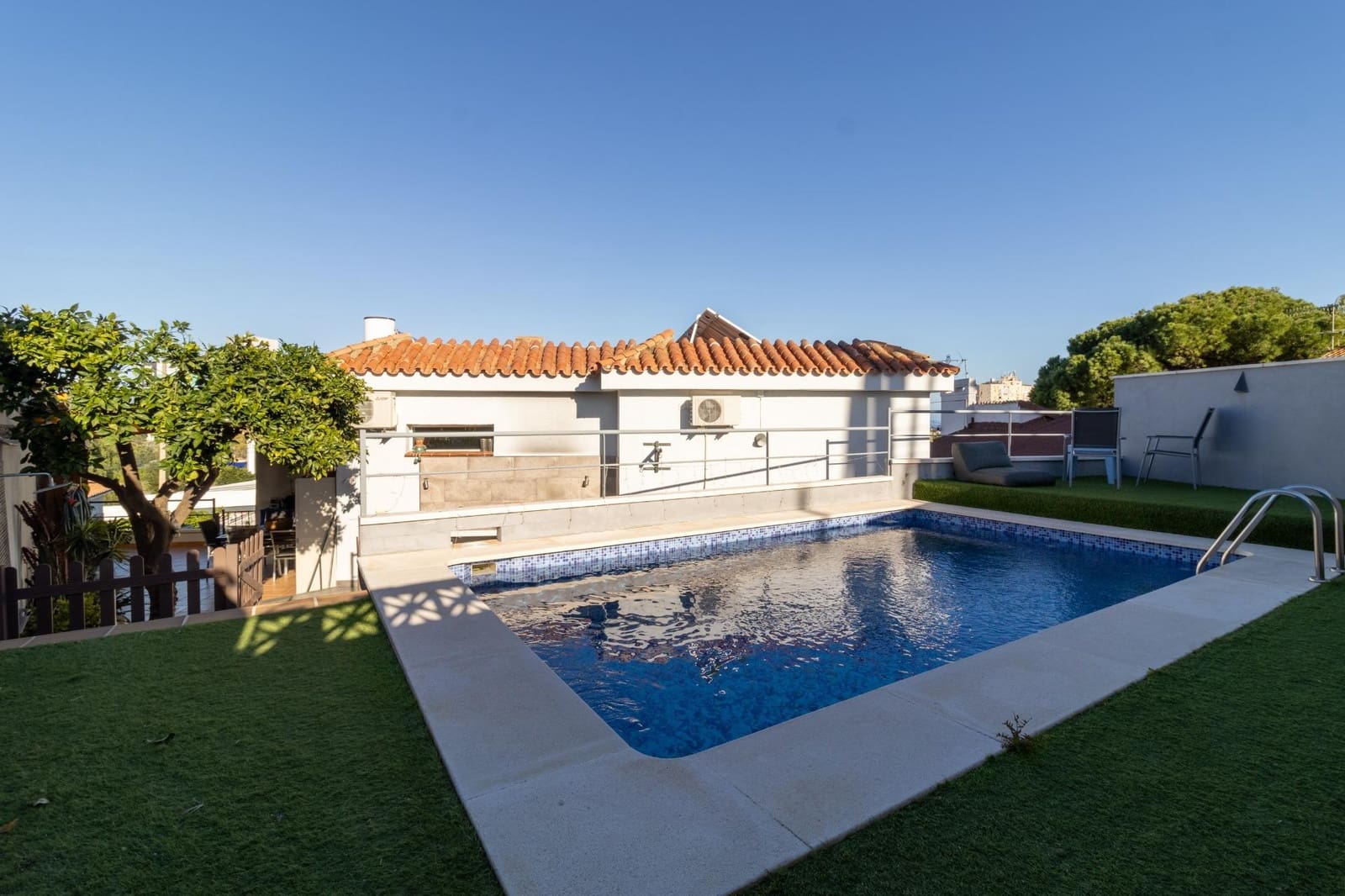 3 slaapkamer Villa te koop in Torremolinos met zwembad garage - € 830.459 (Ref: 9639483)