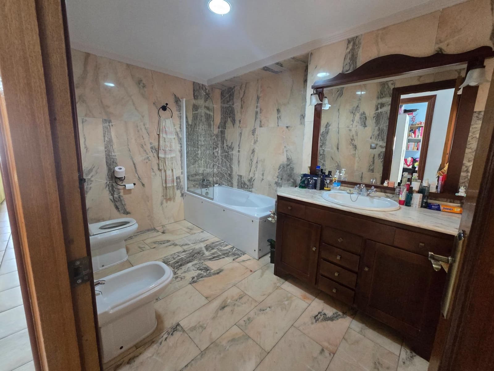 4 bedroom Flat for sale in Coin - € 198,124 (Ref: 9670610)