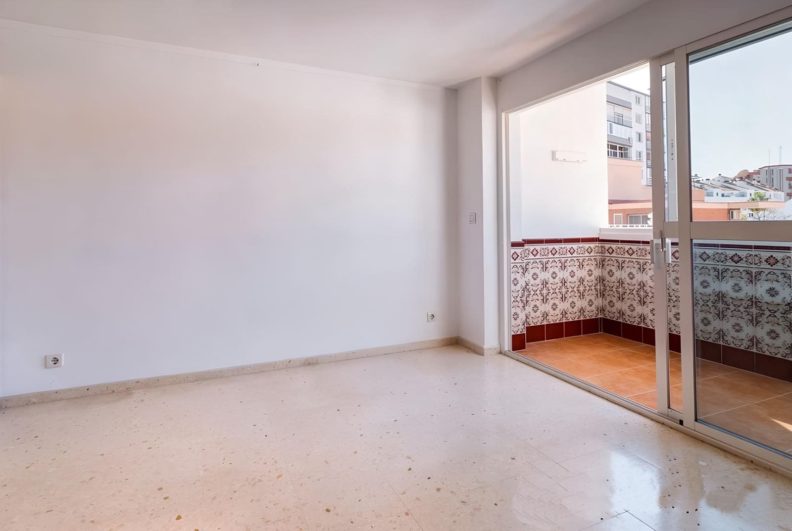 3 bedroom Apartment for sale in Benalmadena with garage - € 288,459 (Ref: 9677444)