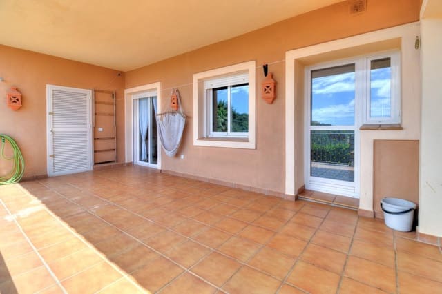 Apartamento de 2 habitaciones en La Mairena, Ojen en venta con piscina garaje - 339.927 € (Ref: 9839230)