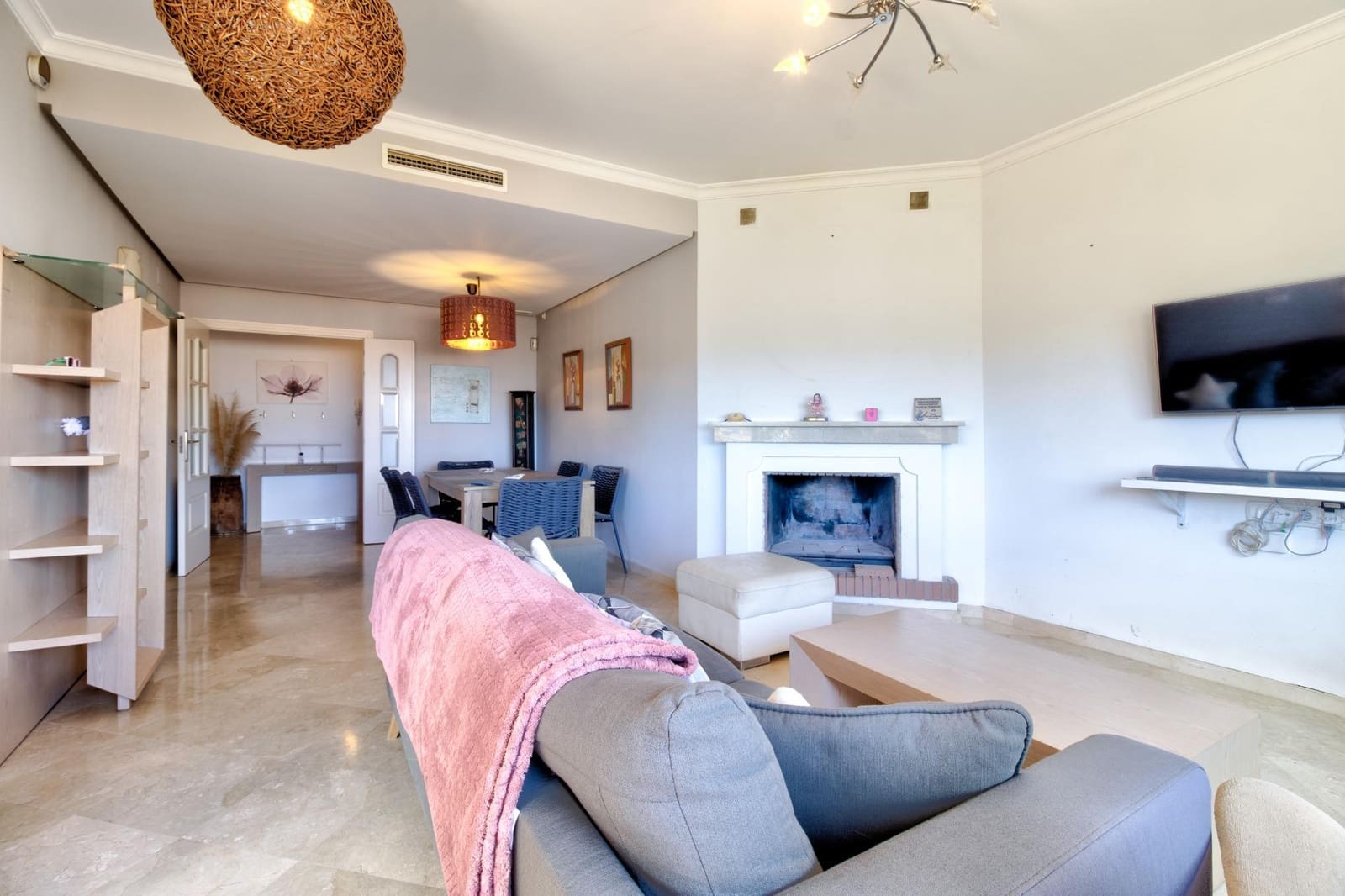 2 Zimmer Apartment zu verkaufen in La Mairena mit Pool Garage - 339.000 € (Ref: 9839230)