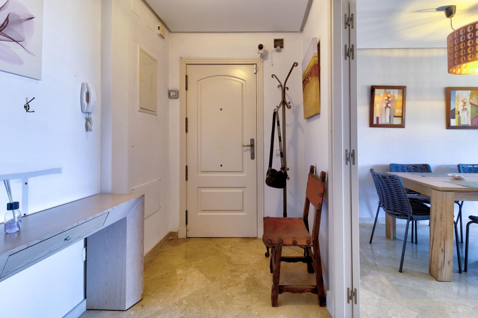 2 Zimmer Apartment zu verkaufen in La Mairena mit Pool Garage - 339.000 € (Ref: 9839230)