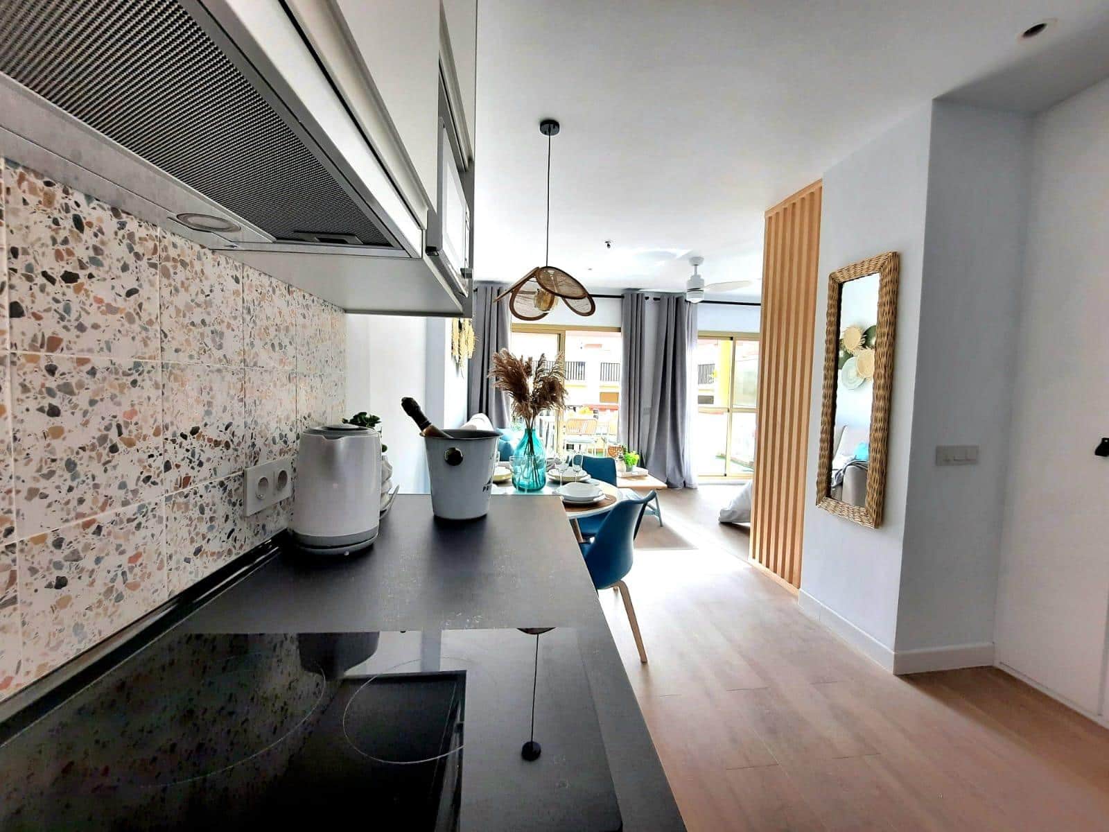 1 slaapkamer Appartement te koop in Marbella met zwembad - € 318.000 (Ref: 9911021)