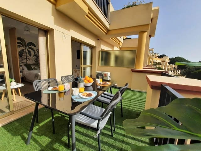 1 slaapkamer Appartement te koop in Romana Playa, Marbella met zwembad - € 318.000 (Ref: 9911021)