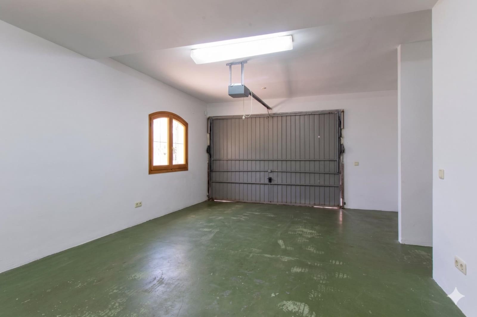 4 slaapkamer Villa te koop in Golden Mile met zwembad - € 3.175.000 (Ref: 9922277)