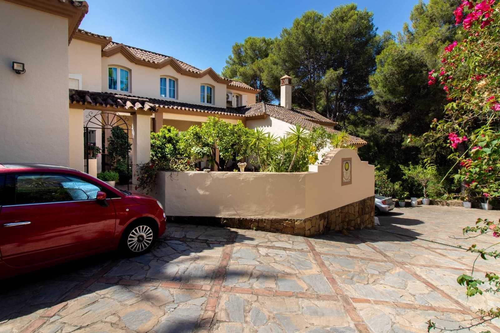 4 slaapkamer Villa te koop in Golden Mile met zwembad - € 3.175.000 (Ref: 9922277)