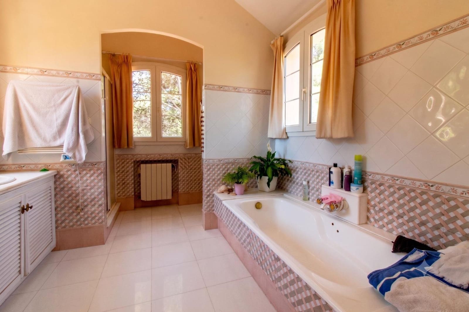 4 slaapkamer Villa te koop in Golden Mile met zwembad - € 3.175.000 (Ref: 9922277)