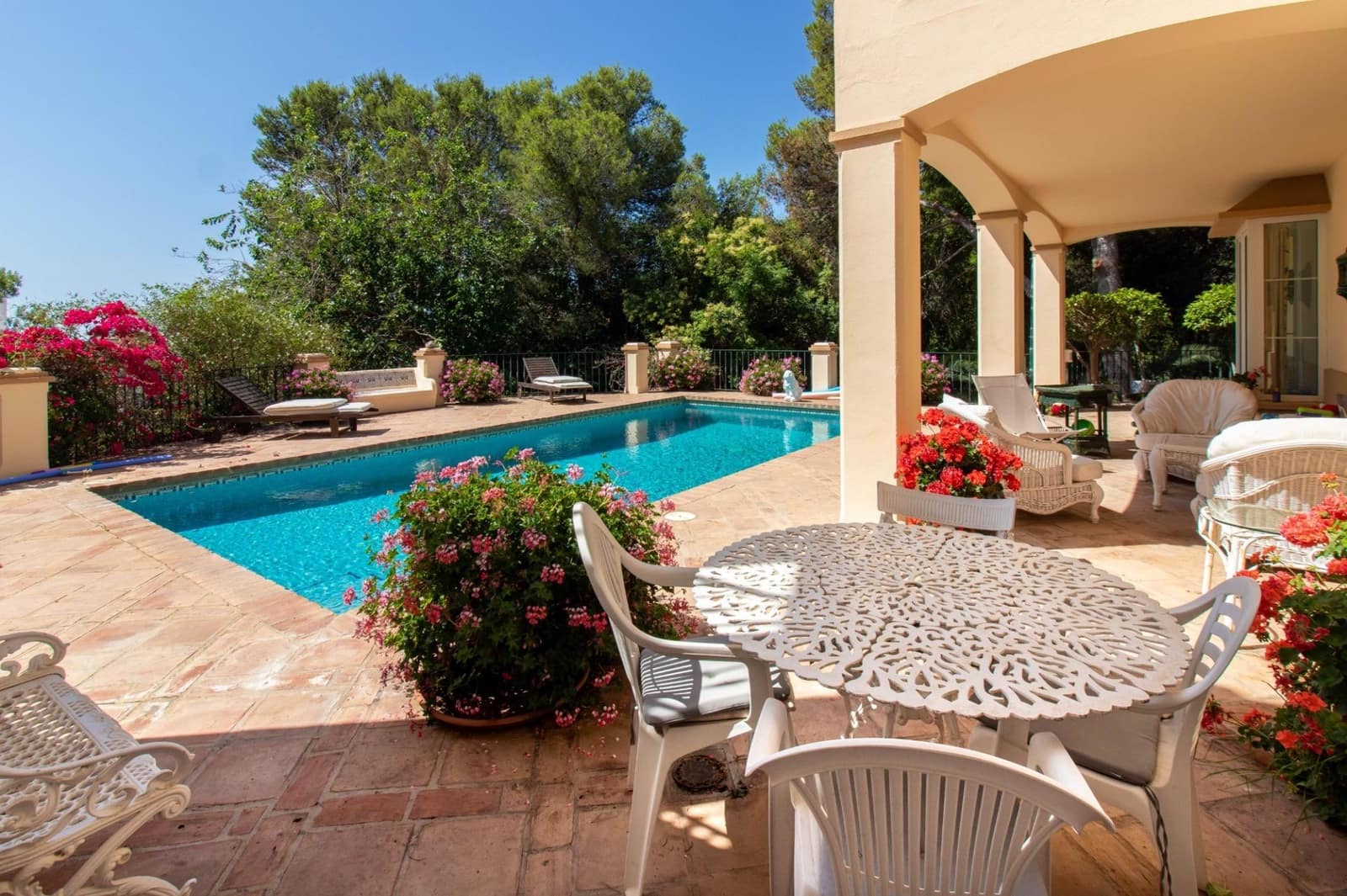 4 slaapkamer Villa te koop in Golden Mile met zwembad - € 3.175.000 (Ref: 9922277)