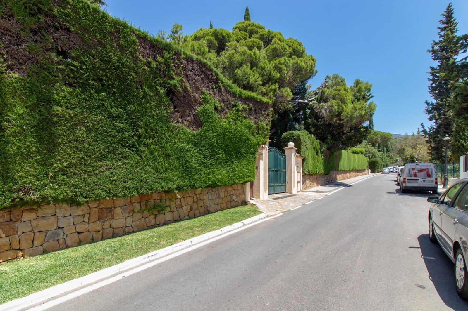 4 slaapkamer Villa te koop in Golden Mile met zwembad - € 3.175.000 (Ref: 9922277)