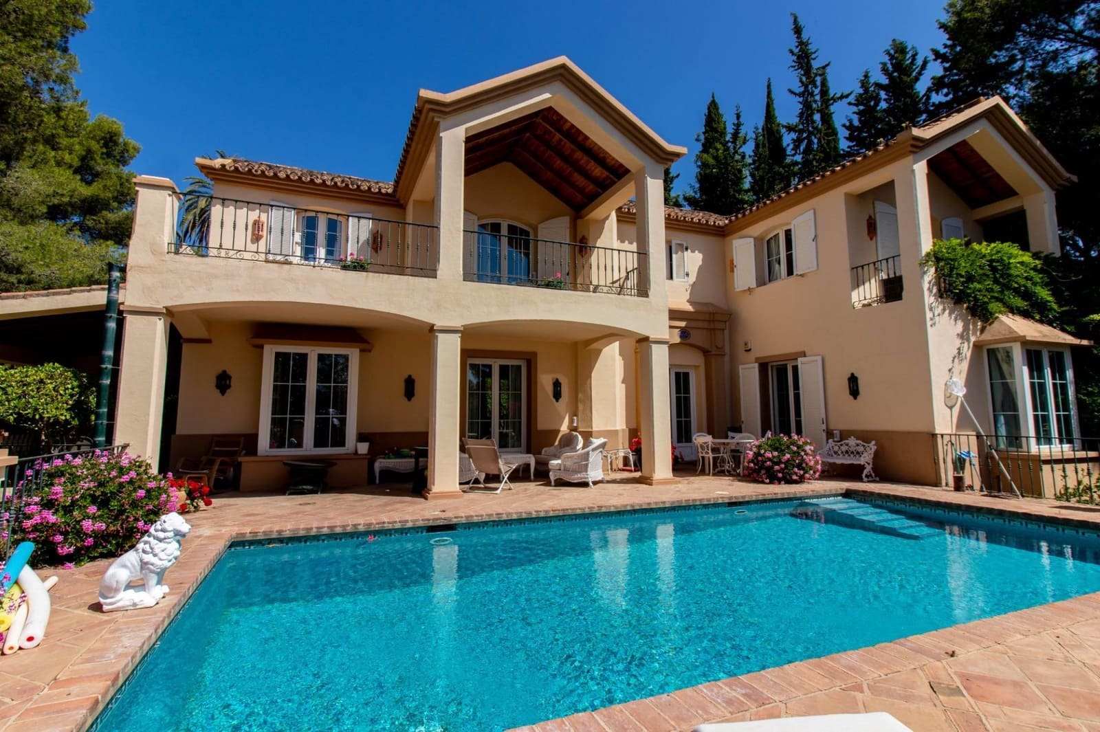 4 slaapkamer Villa te koop in Golden Mile met zwembad - € 3.175.000 (Ref: 9922277)
