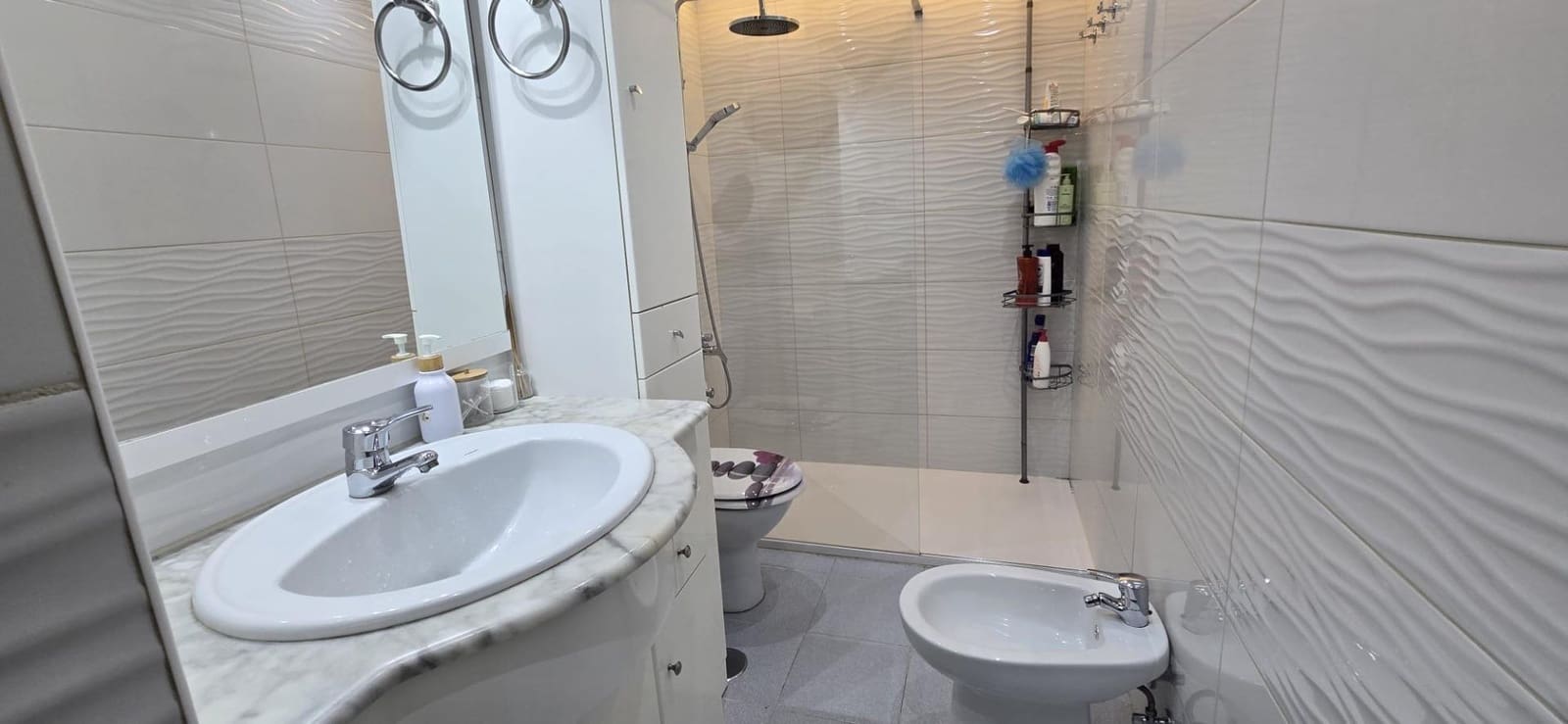 2 bedroom Flat for sale in Marbella - € 273,677 (Ref: 9924600)