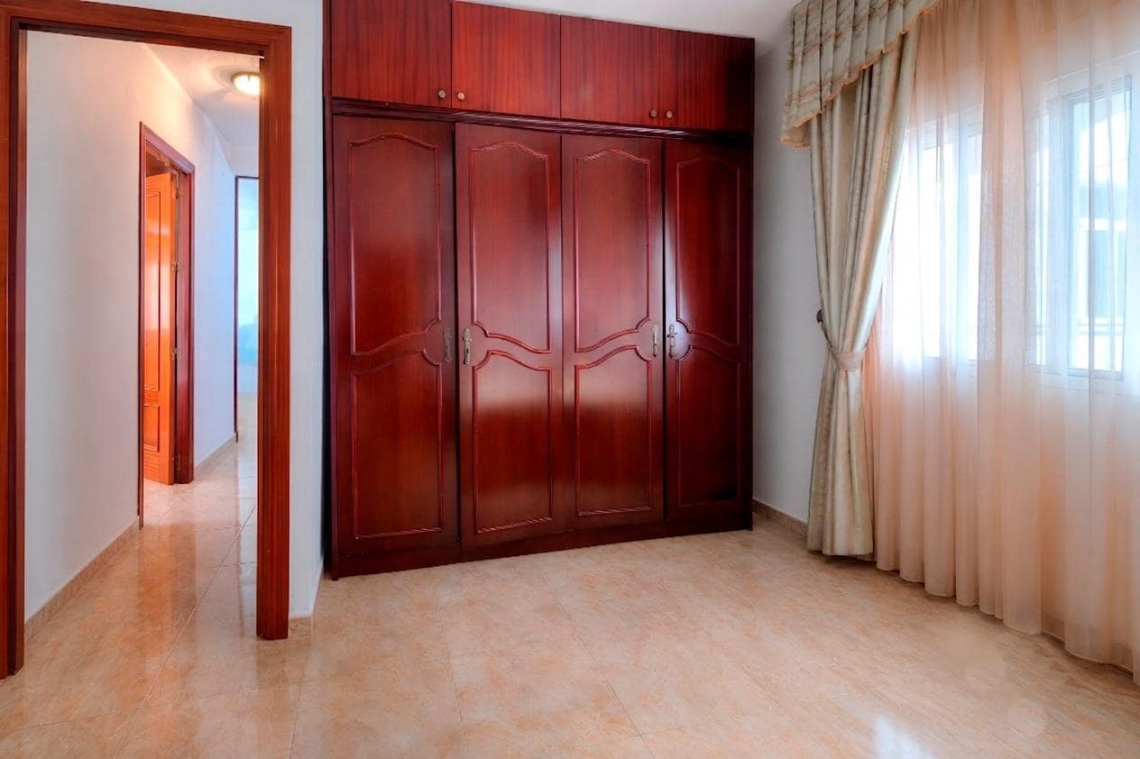 2 soveværelse Lejlighed til salg i Malaga by - € 249.900 (Ref: 9942504)