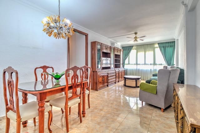 2 bedroom Flat for sale in La Luz, Málaga city - € 249,900 (Ref: 9942504)