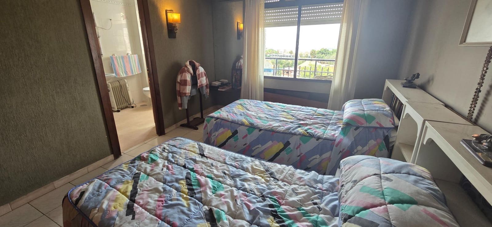 4 makuuhuone Asunto myytävänä paikassa Marbella mukana uima-altaan - 750 000 € (Ref: 9966636)