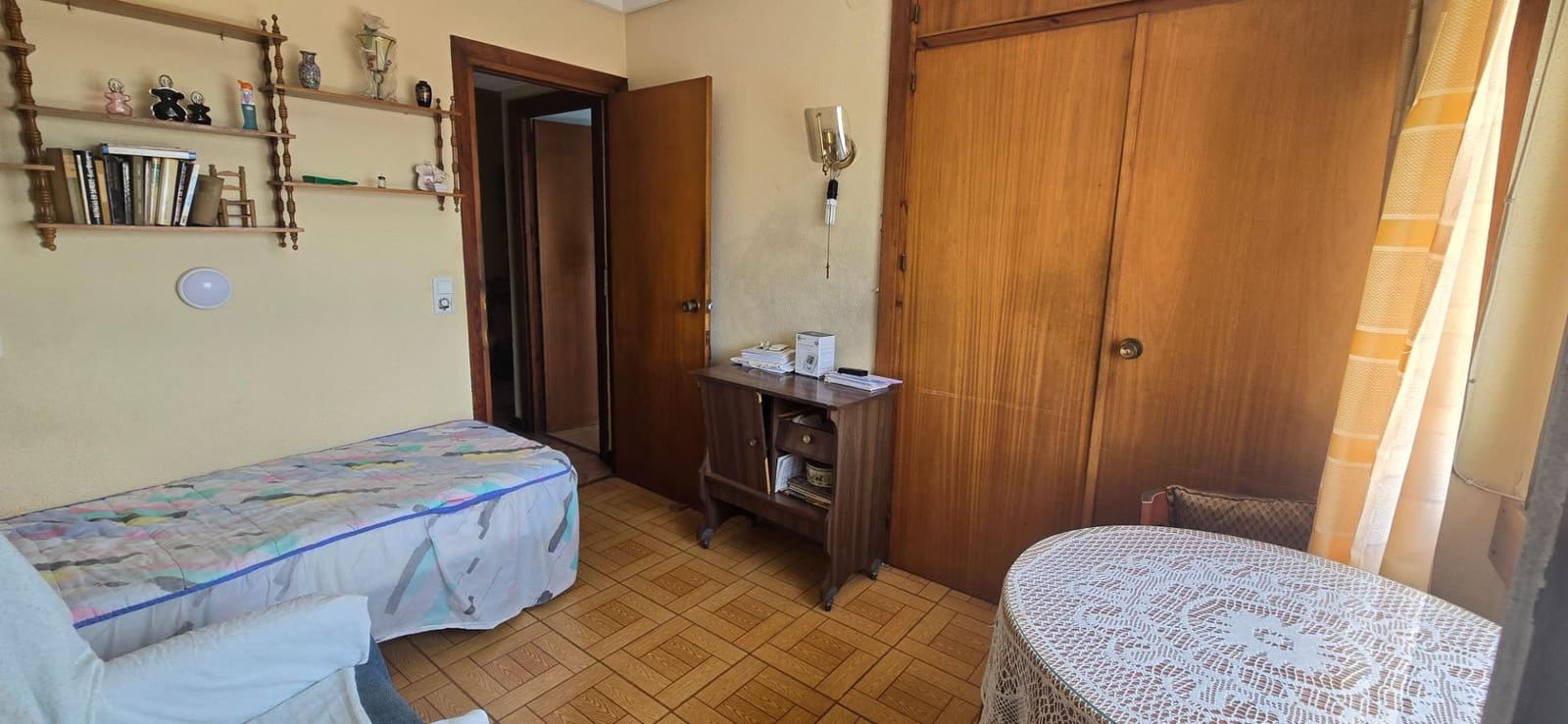 4 makuuhuone Asunto myytävänä paikassa Marbella mukana uima-altaan - 750 000 € (Ref: 9966636)