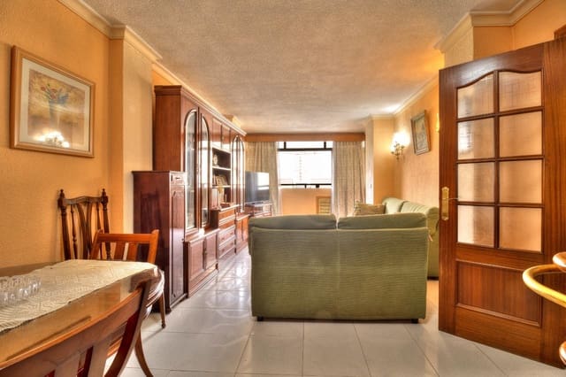 3 slaapkamer Flat te koop in Málaga stad - € 329.900 (Ref: 9978823)