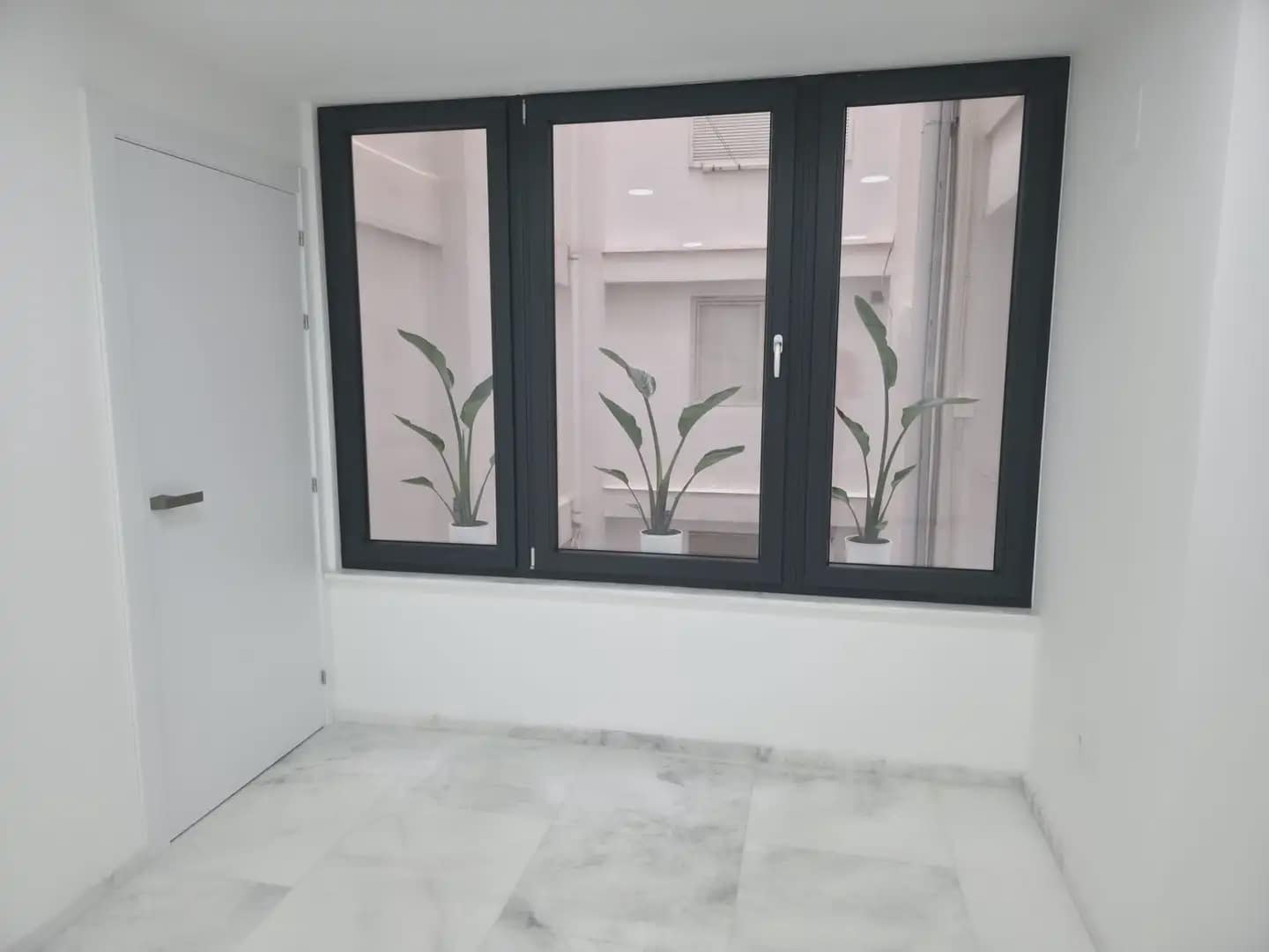 3 soveværelse Lejlighed til salg i Alicante by - € 1.300.000 (Ref: 10008051)