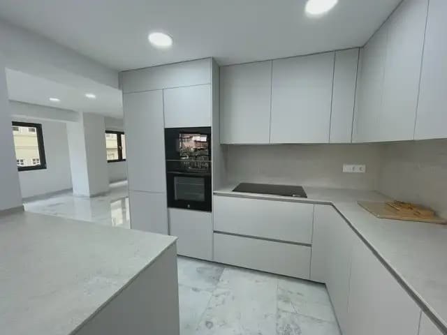 3 sypialnia Mieszkanie na sprzedaż w Ensanche - Diputacion, Miasto Alicante / Alacant - 1 150 000 € (Ref: 10008051)