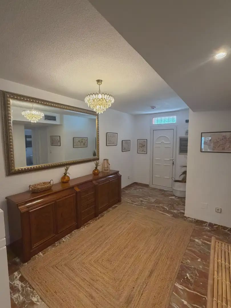 Bungalow de 4 habitaciones en Alicante / Alacant ciudad en venta con piscina garaje - 1.150.000 € (Ref: 10008052)