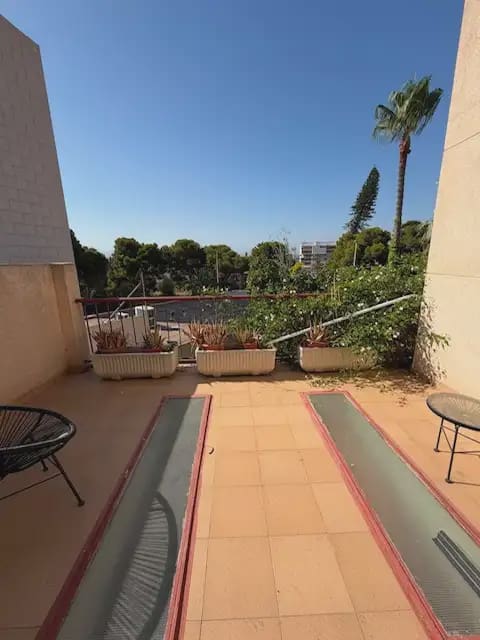 Bungalow de 4 habitaciones en Alicante / Alacant ciudad en venta con piscina garaje - 1.150.000 € (Ref: 10008052)
