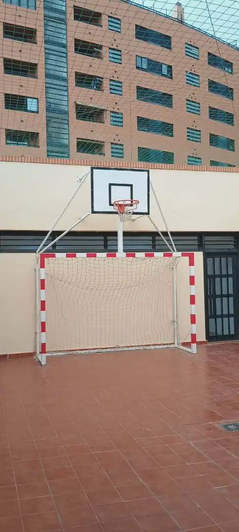 2 Zimmer Wohnung zu verkaufen in Alicante / Alacant Stadt mit Pool Garage - 359.000 € (Ref: 10012596)