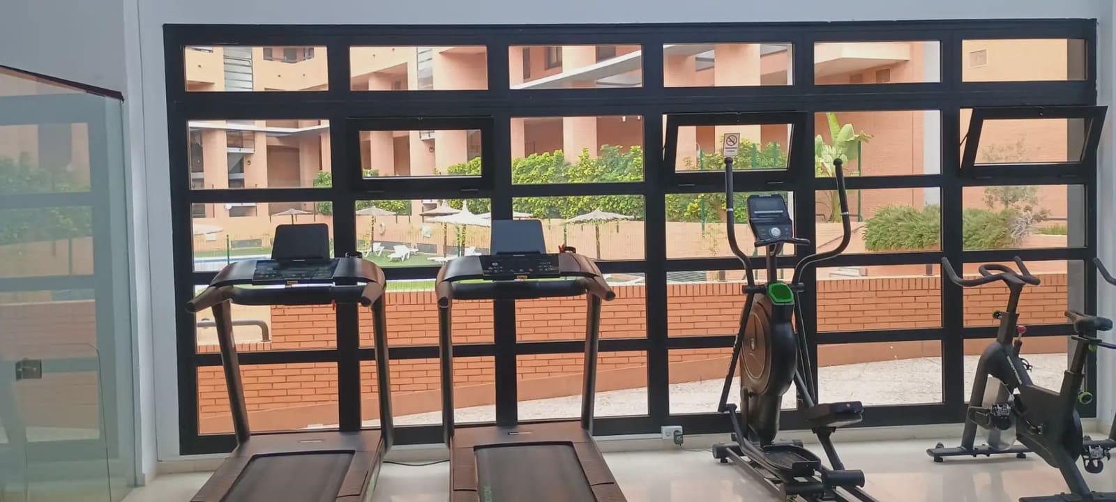 2 Zimmer Wohnung zu verkaufen in Alicante / Alacant Stadt mit Pool Garage - 359.000 € (Ref: 10012596)