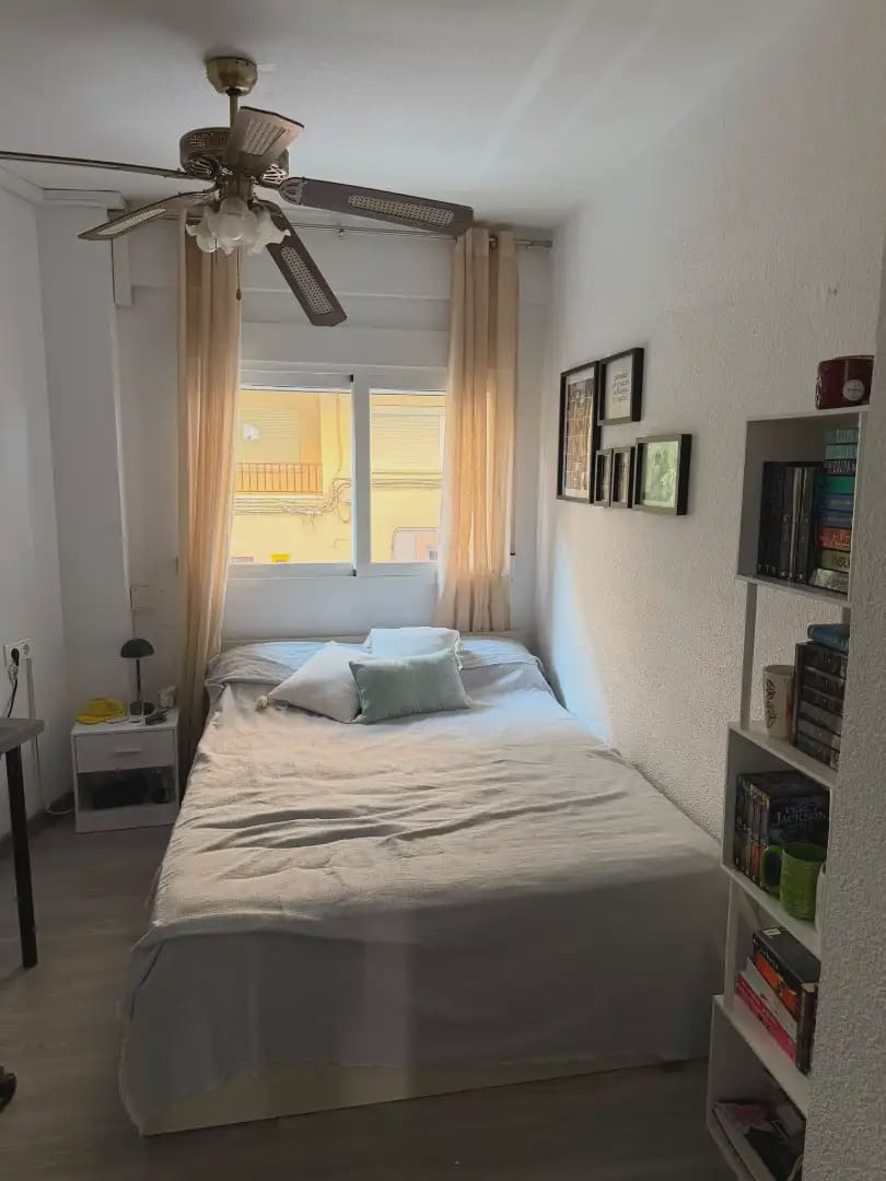 5 bedroom Flat for sale in El Campello - € 210,000 (Ref: 10031361)