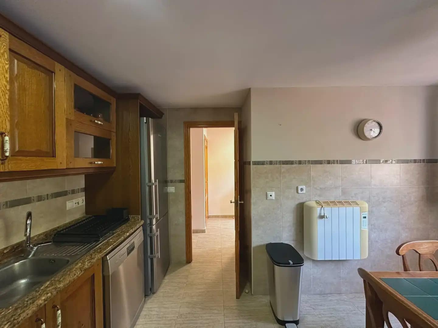 4 soveværelse Byhus til leje i Alicante by med swimmingpool garage - € 2.300 (Ref: 10036270)