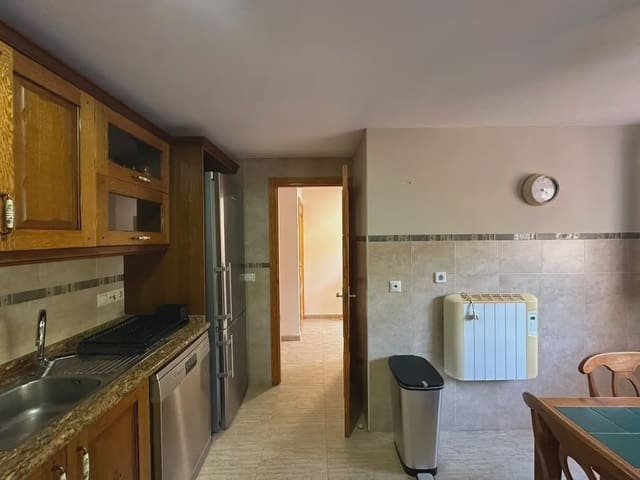 4 makuuhuone Omakotitalo vuokrattavana paikassa Norte, Alicante kaupunki mukana uima-altaan 
autotalli - 2 300 € (Ref: 10036270)