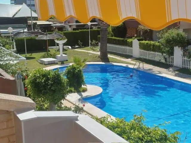 4 camera da letto Casa da affittare in Cabo de las Huertas, Alicante città con piscina garage - 3.500 € (Rif: 10042255)