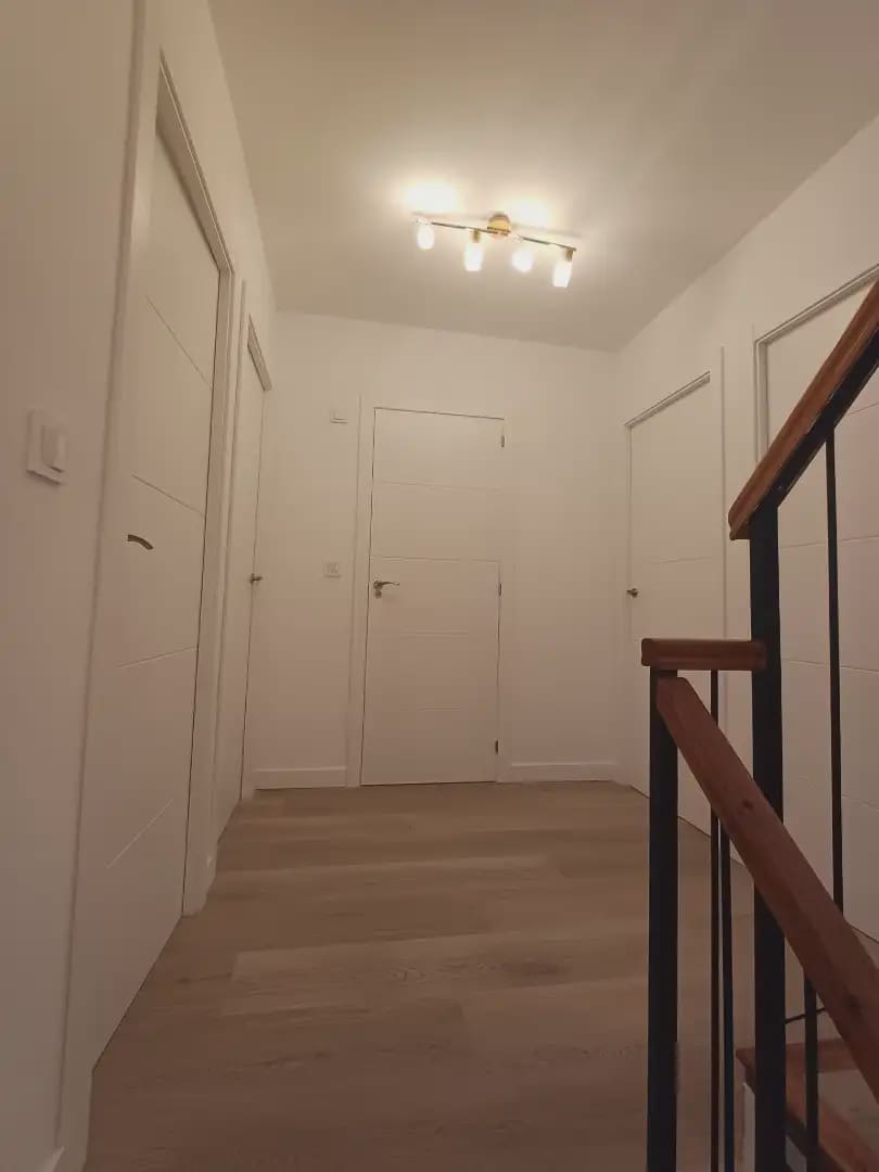 4 bedroom Townhouse for rent in Alicante / Alacant city with pool garage - € 3,500 (Ref: 10042255)