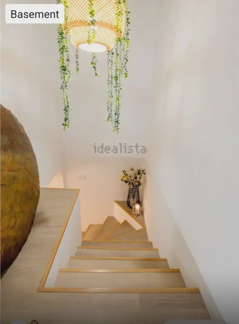 4 bedroom Townhouse for rent in Alicante / Alacant city with pool garage - € 3,500 (Ref: 10042255)