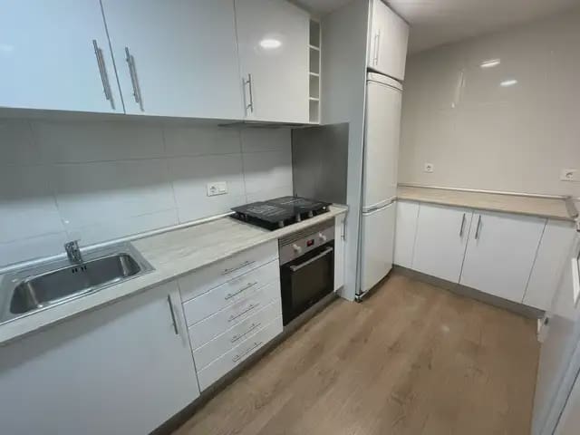 3 makuuhuone Asunto vuokrattavana paikassa Ensanche - Diputacion, Alicante kaupunki - 1 200 € (Ref: 10042328)