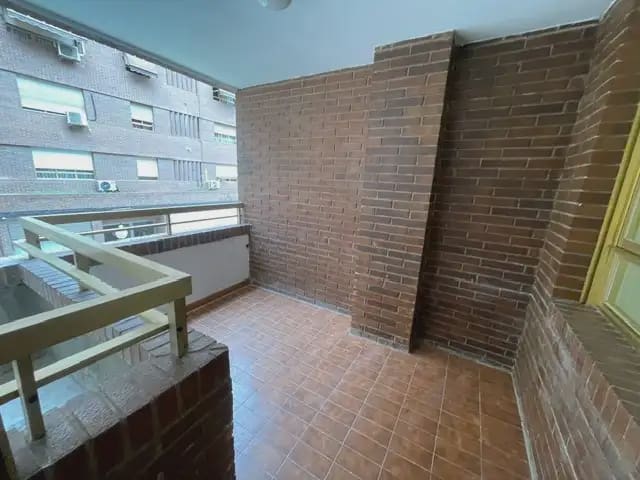 3 makuuhuone Asunto vuokrattavana paikassa Ensanche - Diputacion, Alicante kaupunki - 1 200 € (Ref: 10042328)