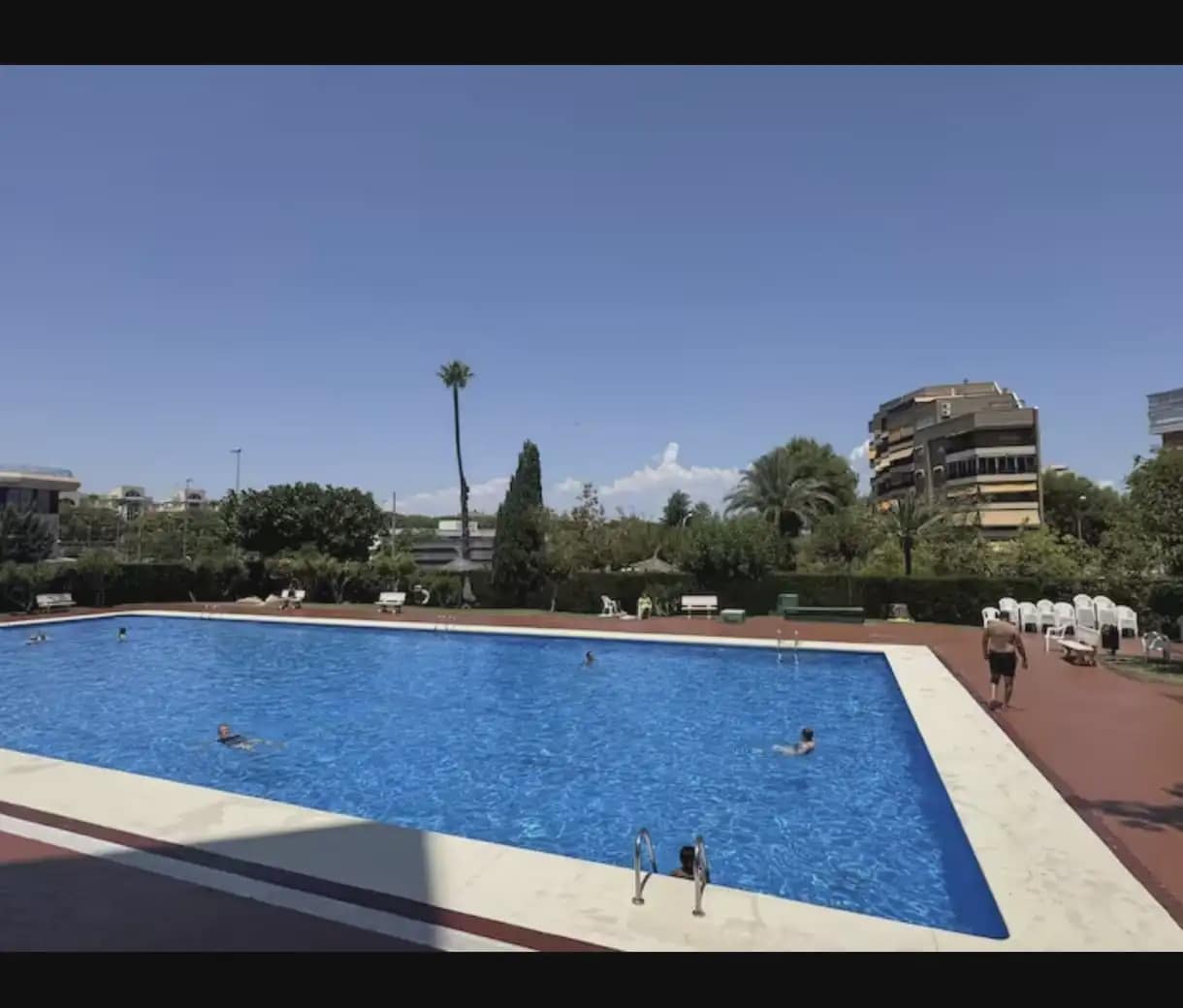 2 quarto Apartamento para arrendar em Alicante cidade com piscina garagem - 1 100 € (Ref: 10042329)