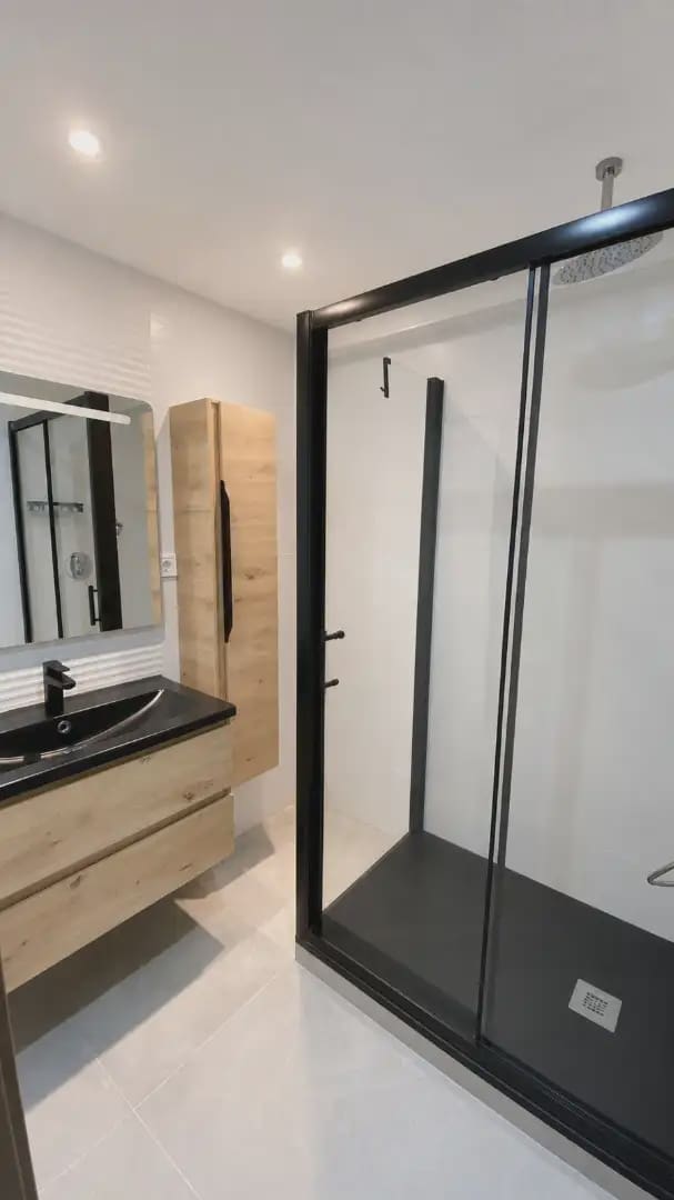 4 slaapkamer Flat te huur in Alicante stad - € 1.800 (Ref: 10044214)