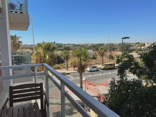 2 slaapkamer Flat te huur in El Campello met zwembad garage - € 1.100 (Ref: 10044252)