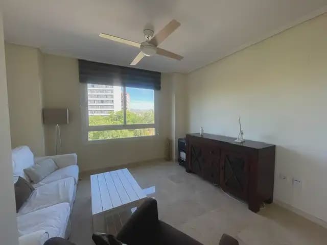 2 slaapkamer Flat te huur in El Campello met zwembad garage - € 1.100 (Ref: 10044252)