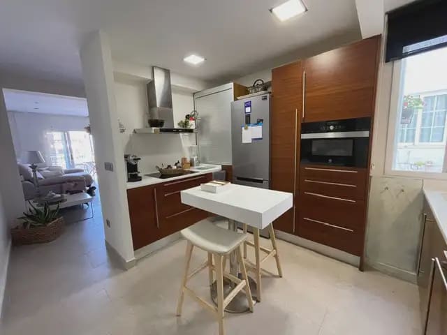 2 Zimmer Wohnung zu verkaufen in El Campello - 237.000 € (Ref: 10061021)